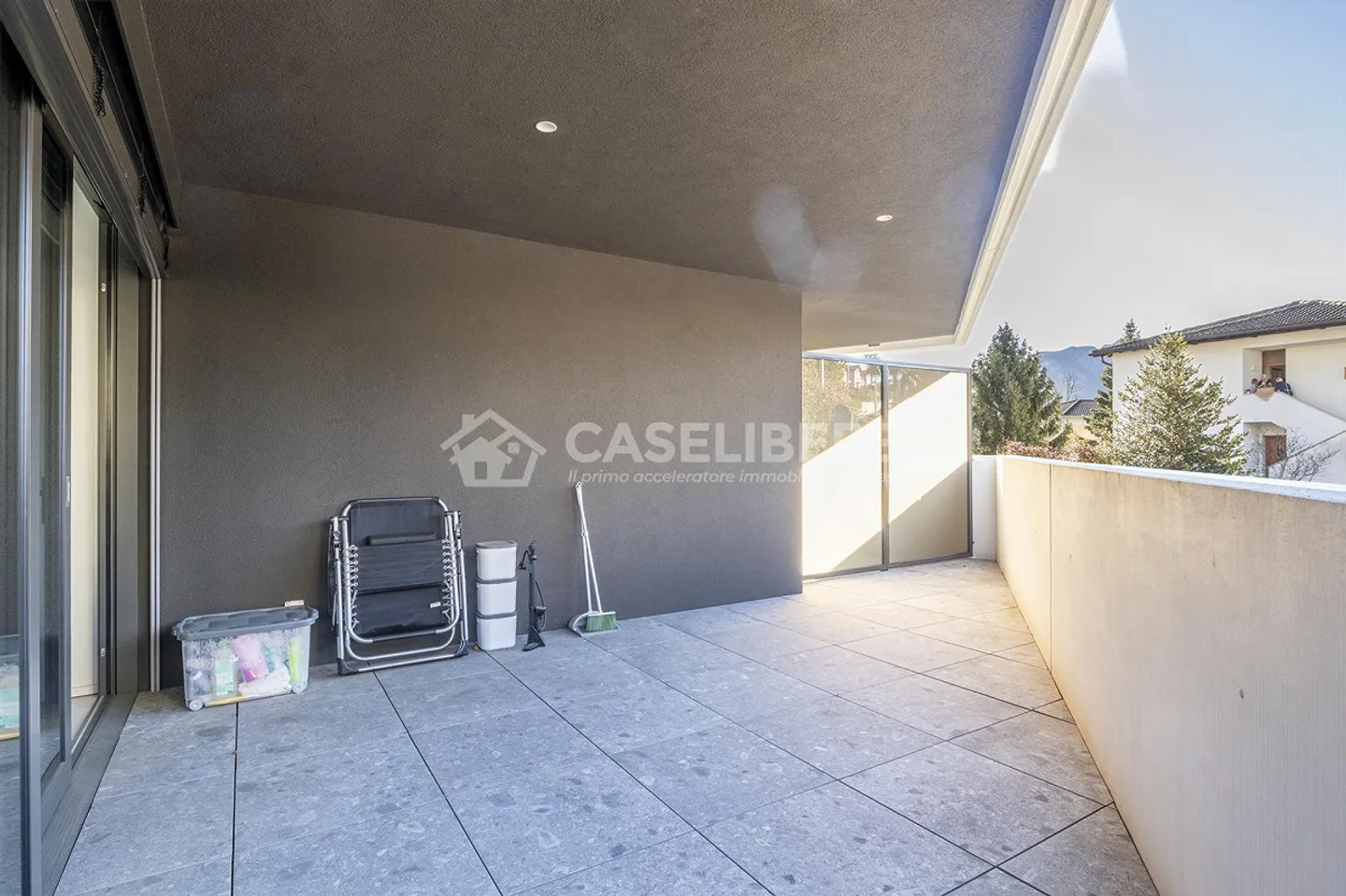 ELEGANT 2.5 ROOMS FURNISHED APARTMENT IN BREGANZONA - Photo 7 of 11