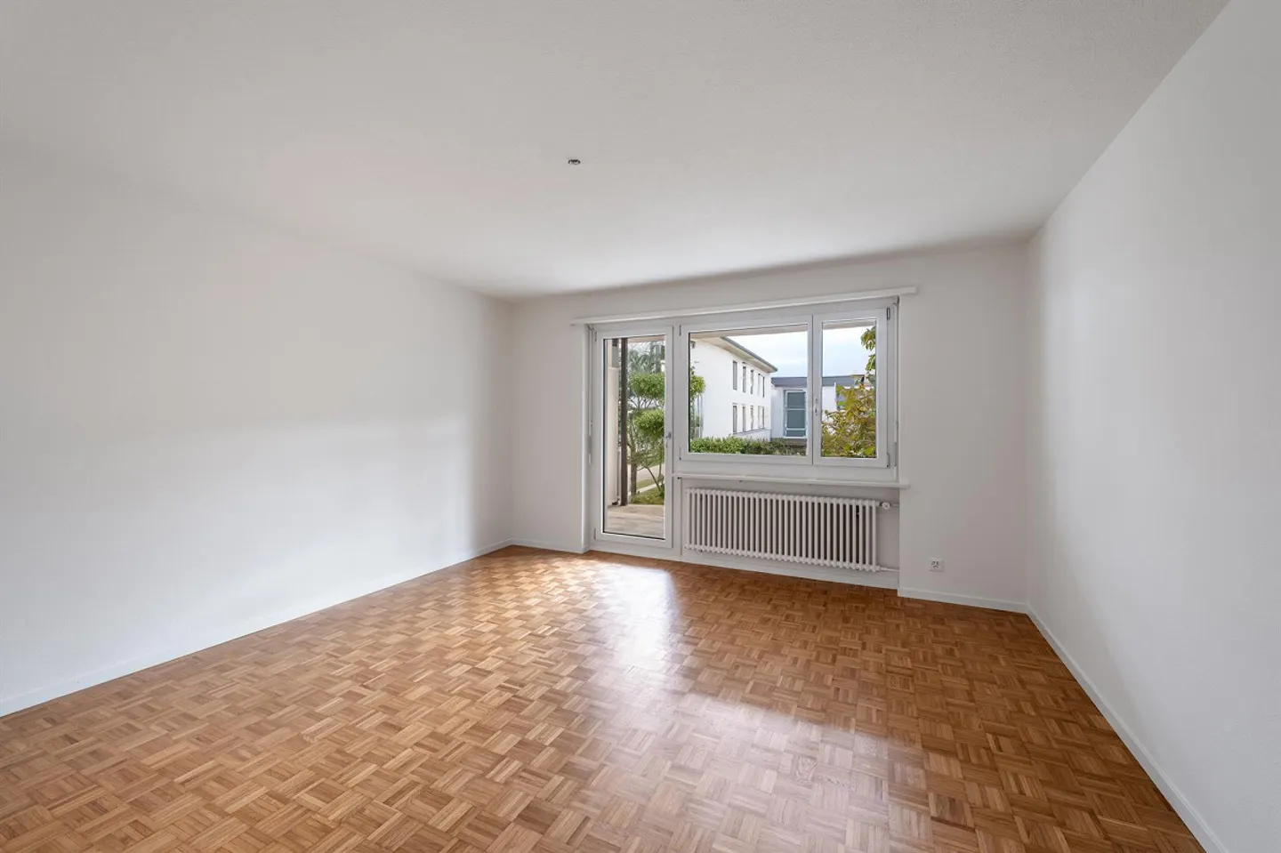 Modernes Apartment mit Balkon - Foto 7 von 10