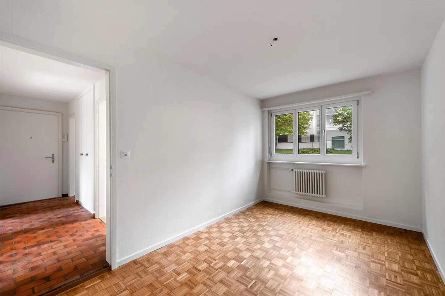 Modernes Apartment mit Balkon - Foto 5 von 10