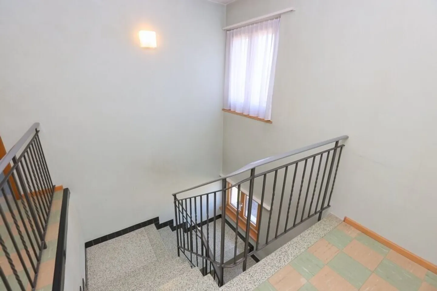 Geräumige Familienvilla mit Wohnung - Foto 7 von 13