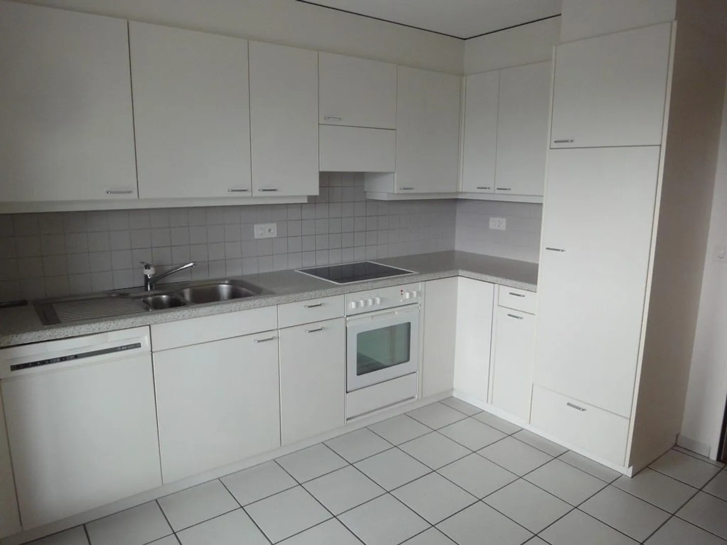 Appartement 2.5 pièces cosy - Photo 2 sur 4