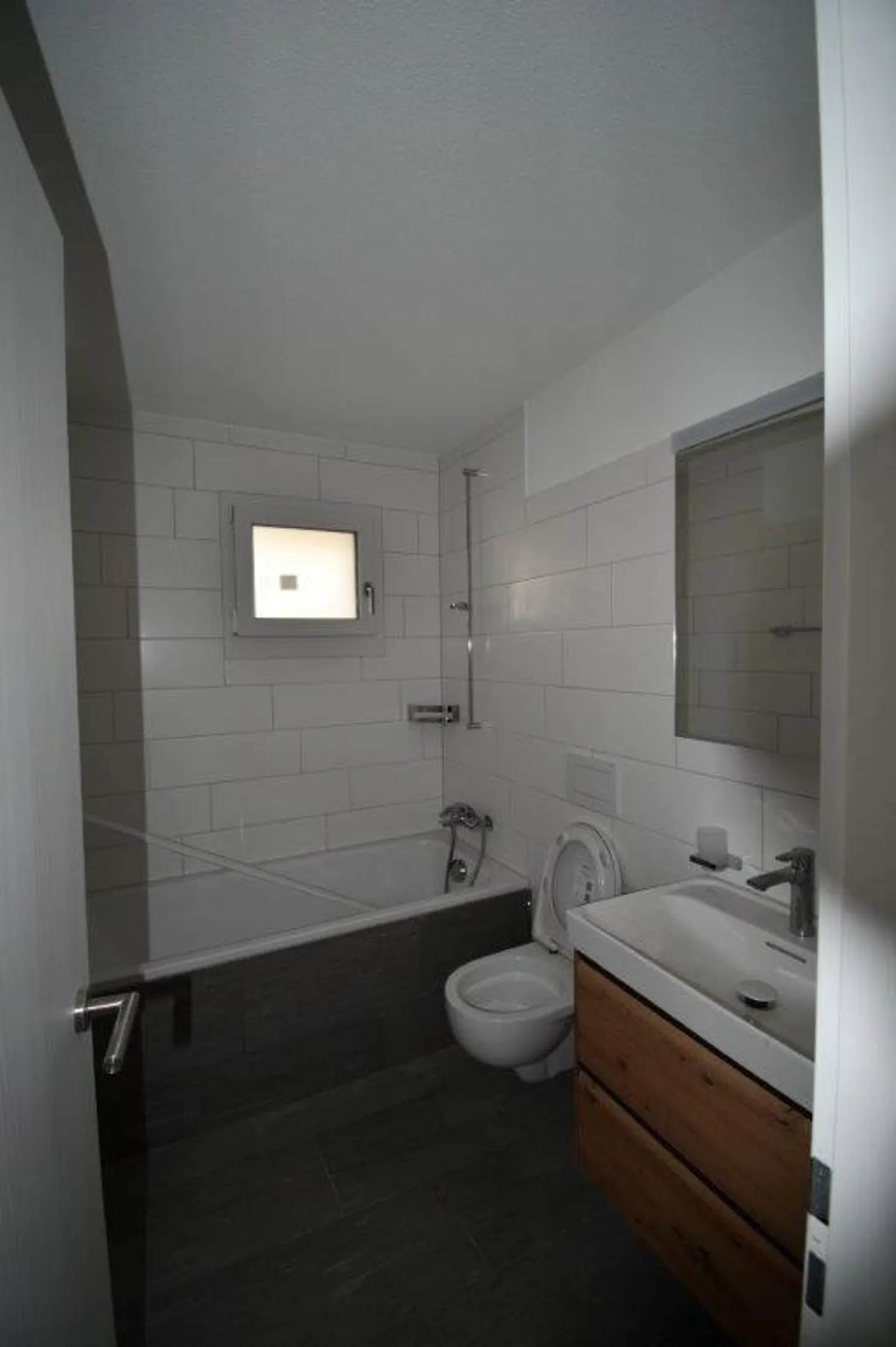 Appartement 5.5 pièces rénové de haute qualité et attrayant (maisonette), dans - Photo 19 sur 31