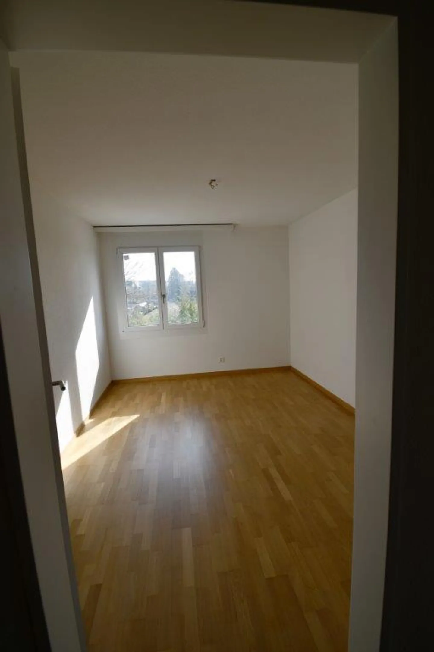 Appartement 5.5 pièces rénové de haute qualité et attrayant (maisonette), dans - Photo 27 sur 31
