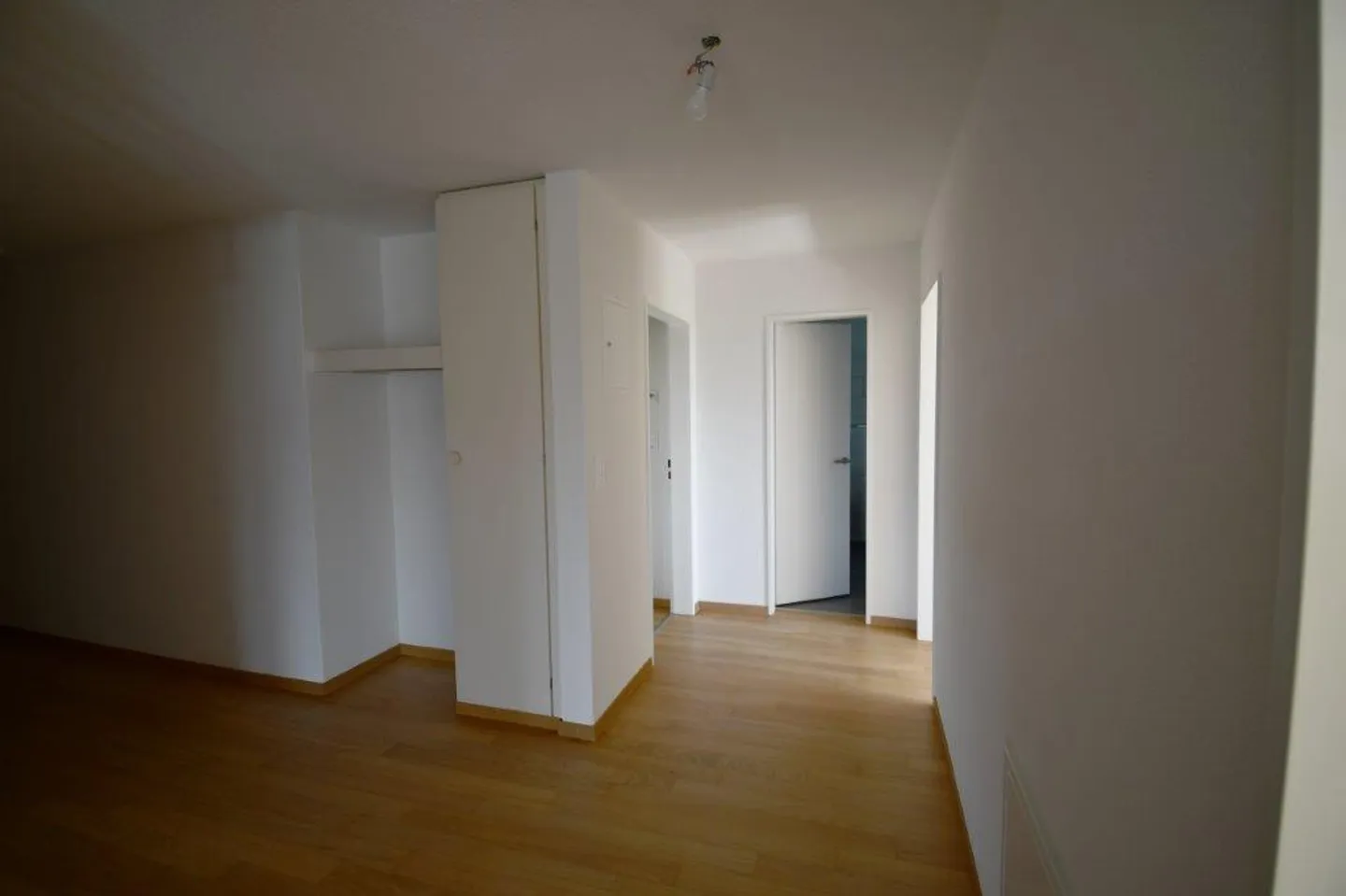 Appartement 5.5 pièces rénové de haute qualité et attrayant (maisonette), dans - Photo 28 sur 31
