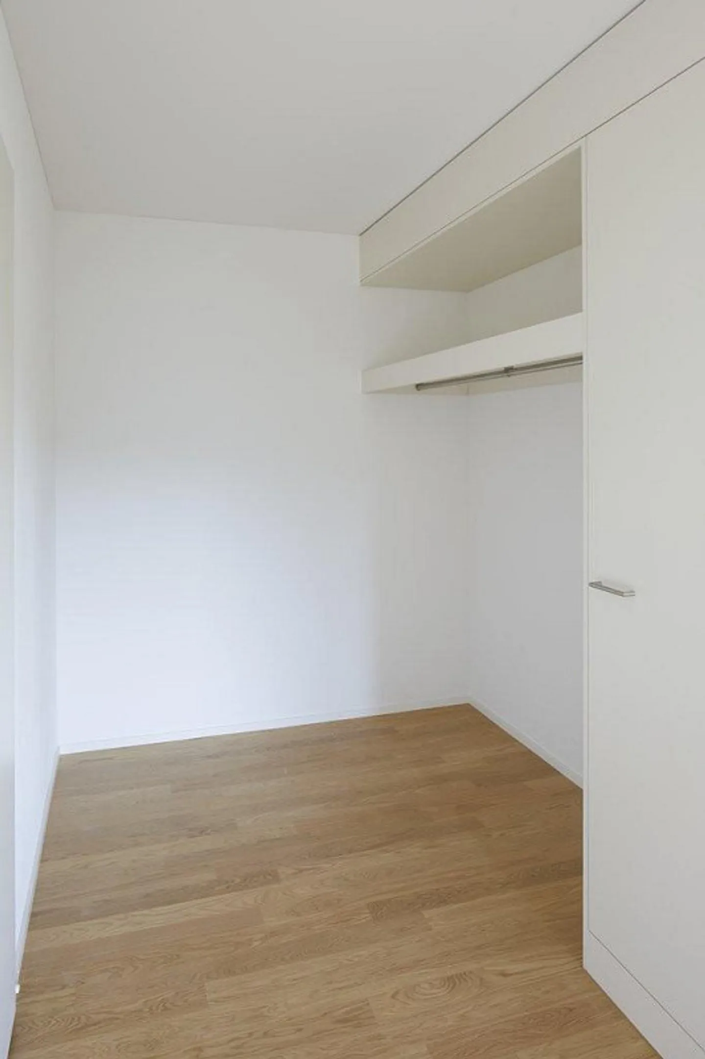 RENT WITHOUT SECURITY DEPOSIT - Ideal apartment for singles or couples - Photo 4 of 9