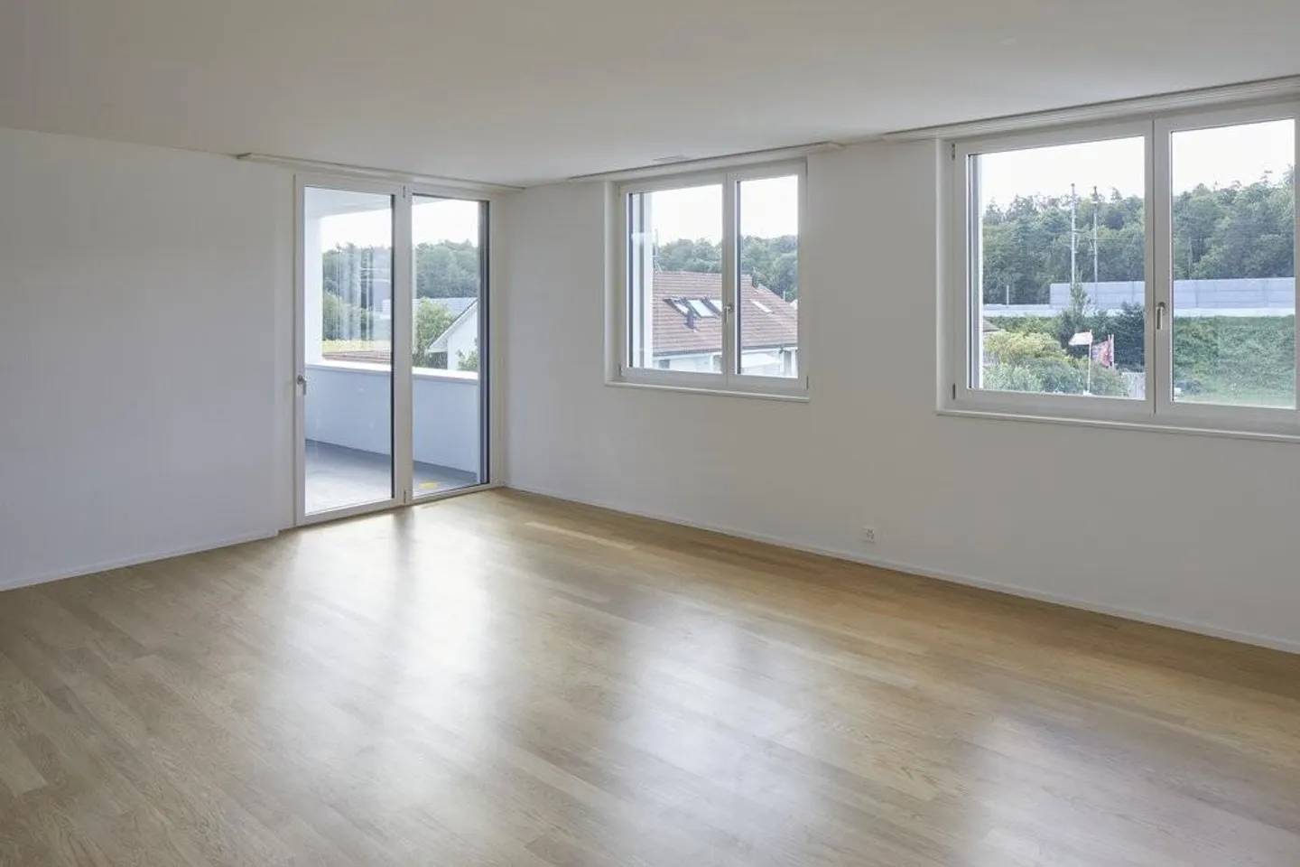 RENT WITHOUT SECURITY DEPOSIT - Ideal apartment for singles or couples - Photo 8 of 9