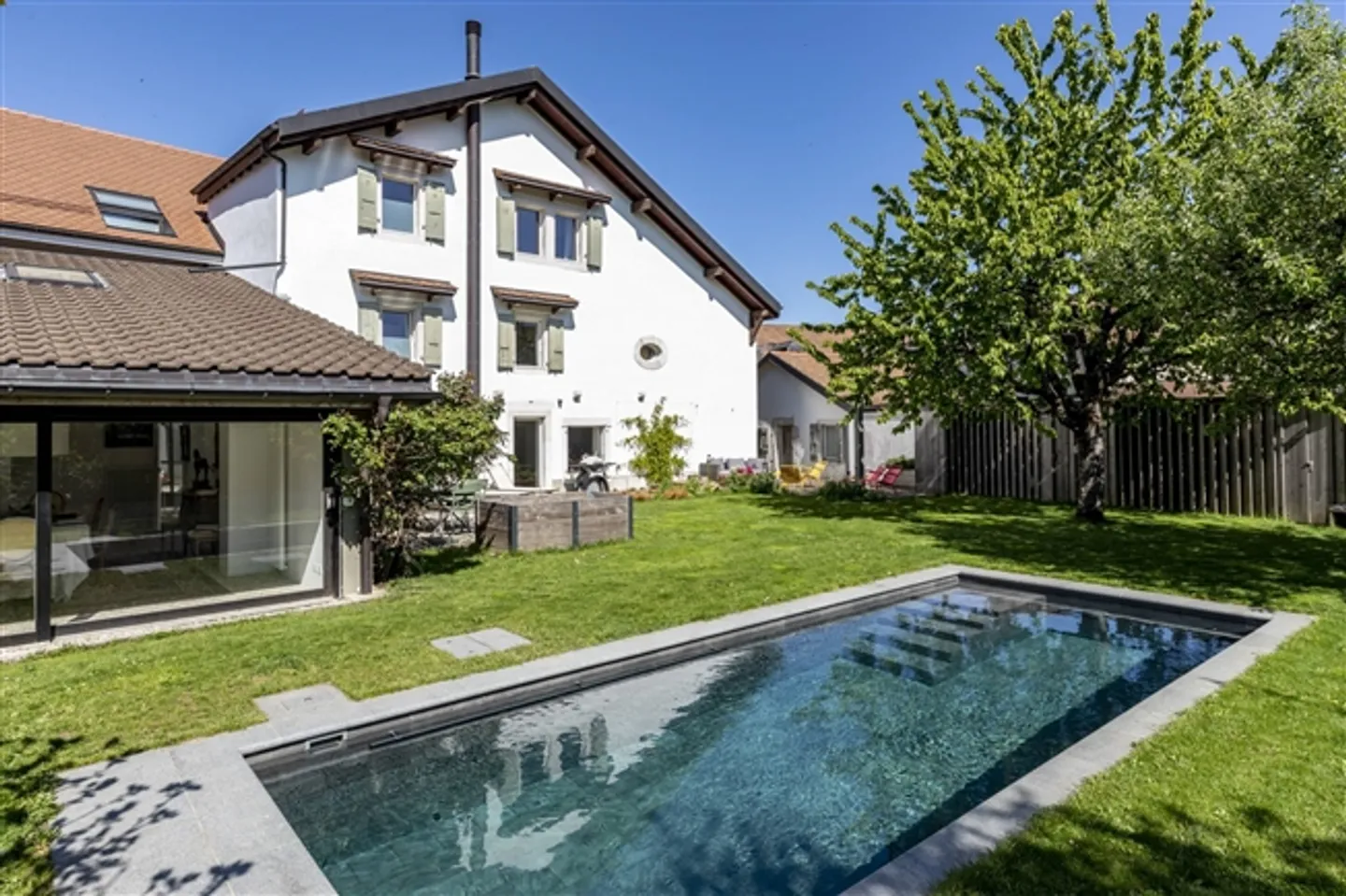 Residenza straordinaria nel cuore del villaggio - Foto 1 di 9