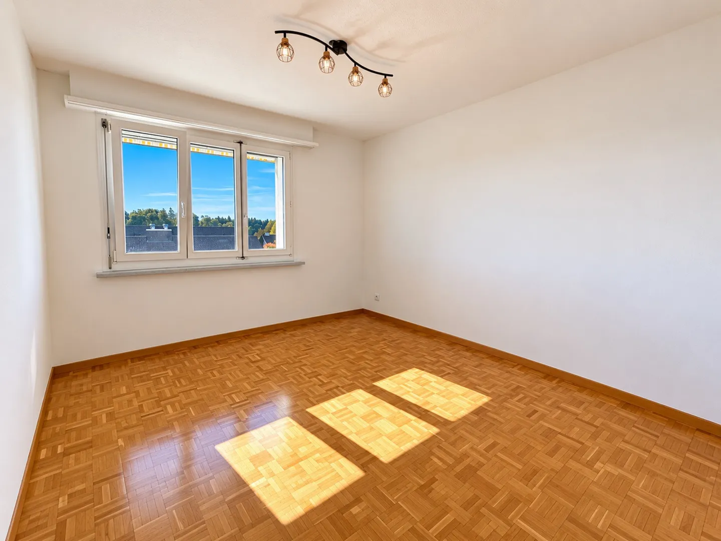 Helle Wohnung mit Bergsicht - Foto 5 von 10