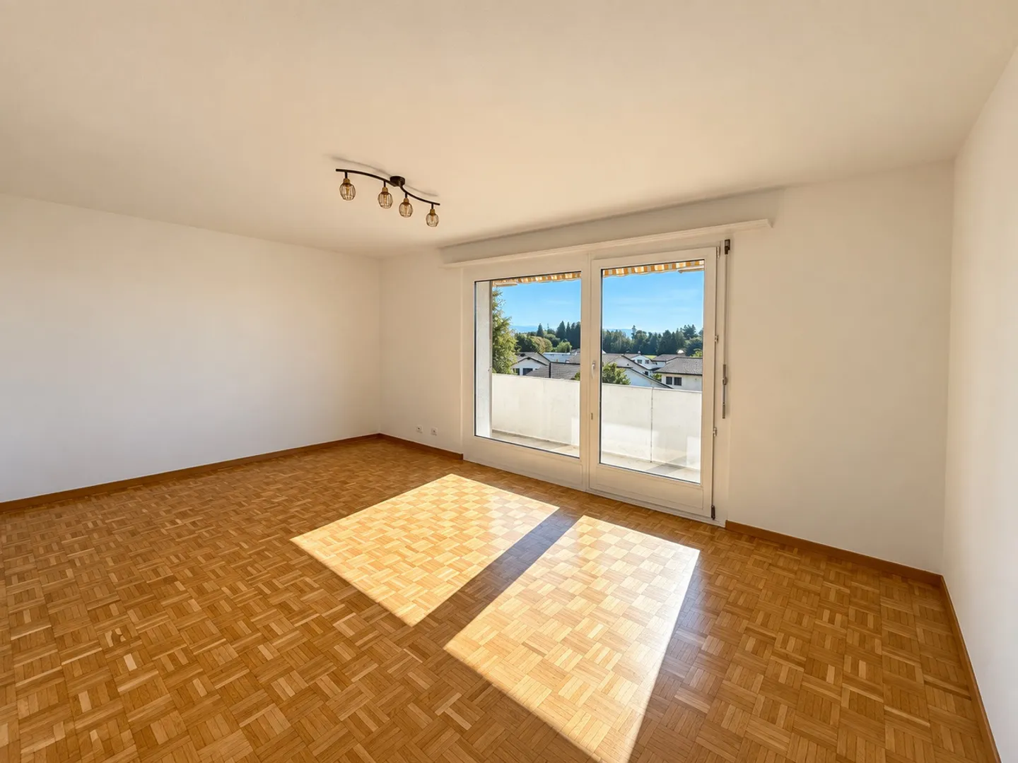 Helle Wohnung mit Bergsicht - Foto 6 von 10