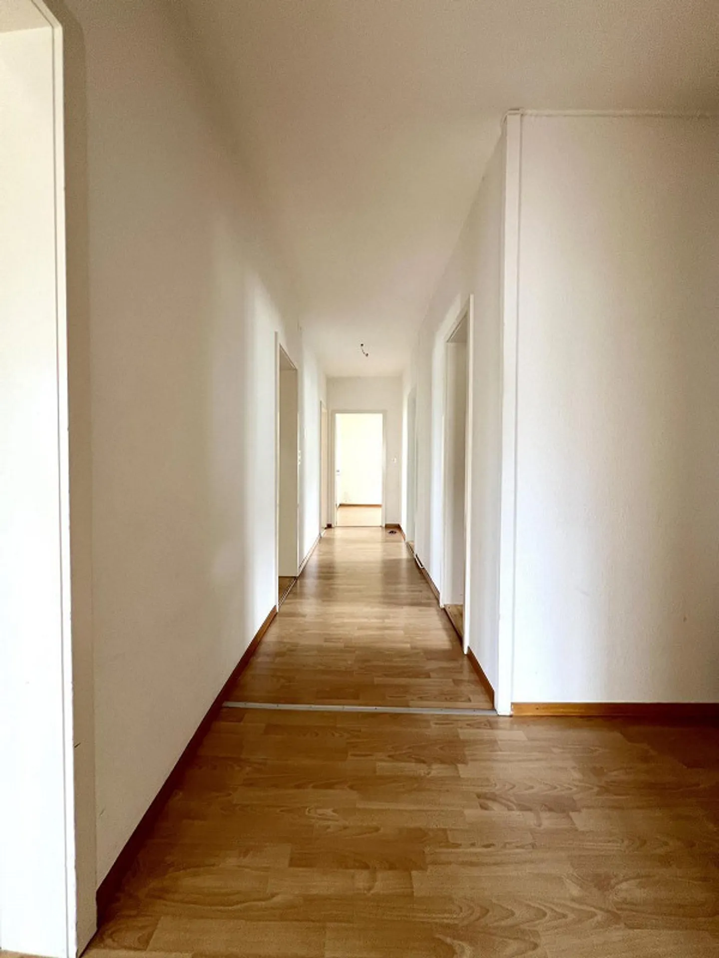 Charmante appartement de 5 pièces avec une vue magnifique sur le lac de Constance - Photo 8 sur 13