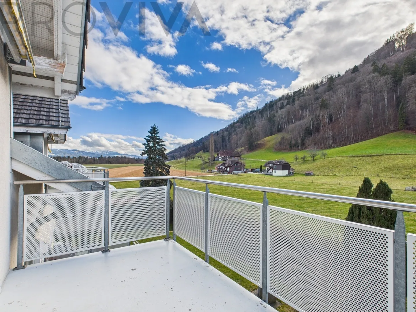 Avec charme et grand balcon - Photo 1 sur 6