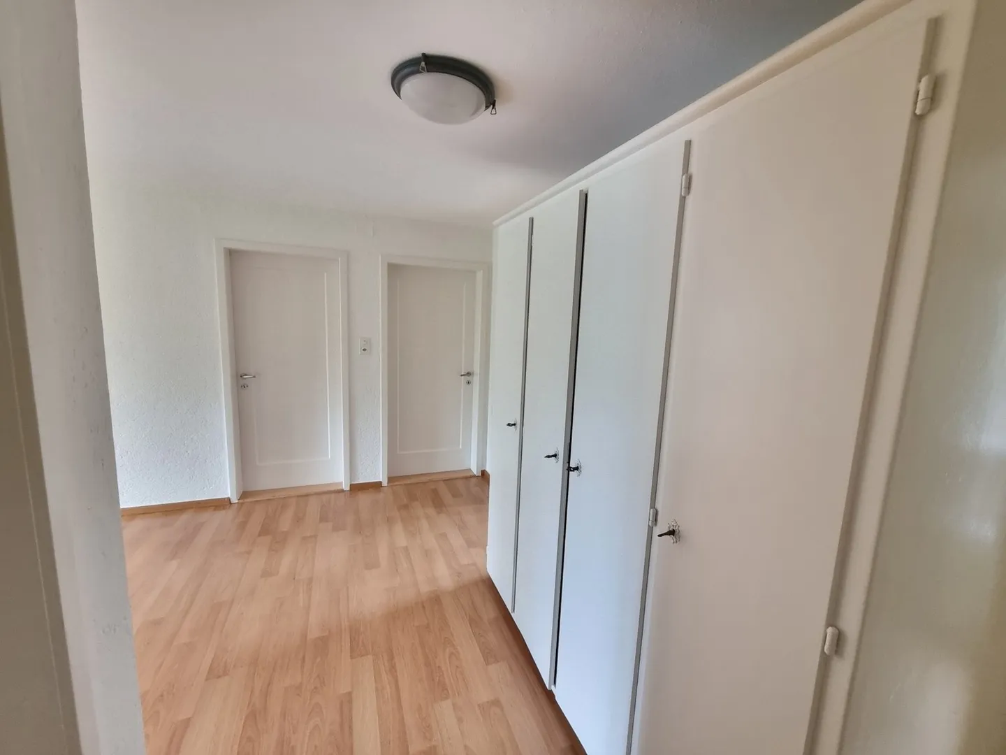 Geräumige Wohnung mit Garten - Foto 4 von 8