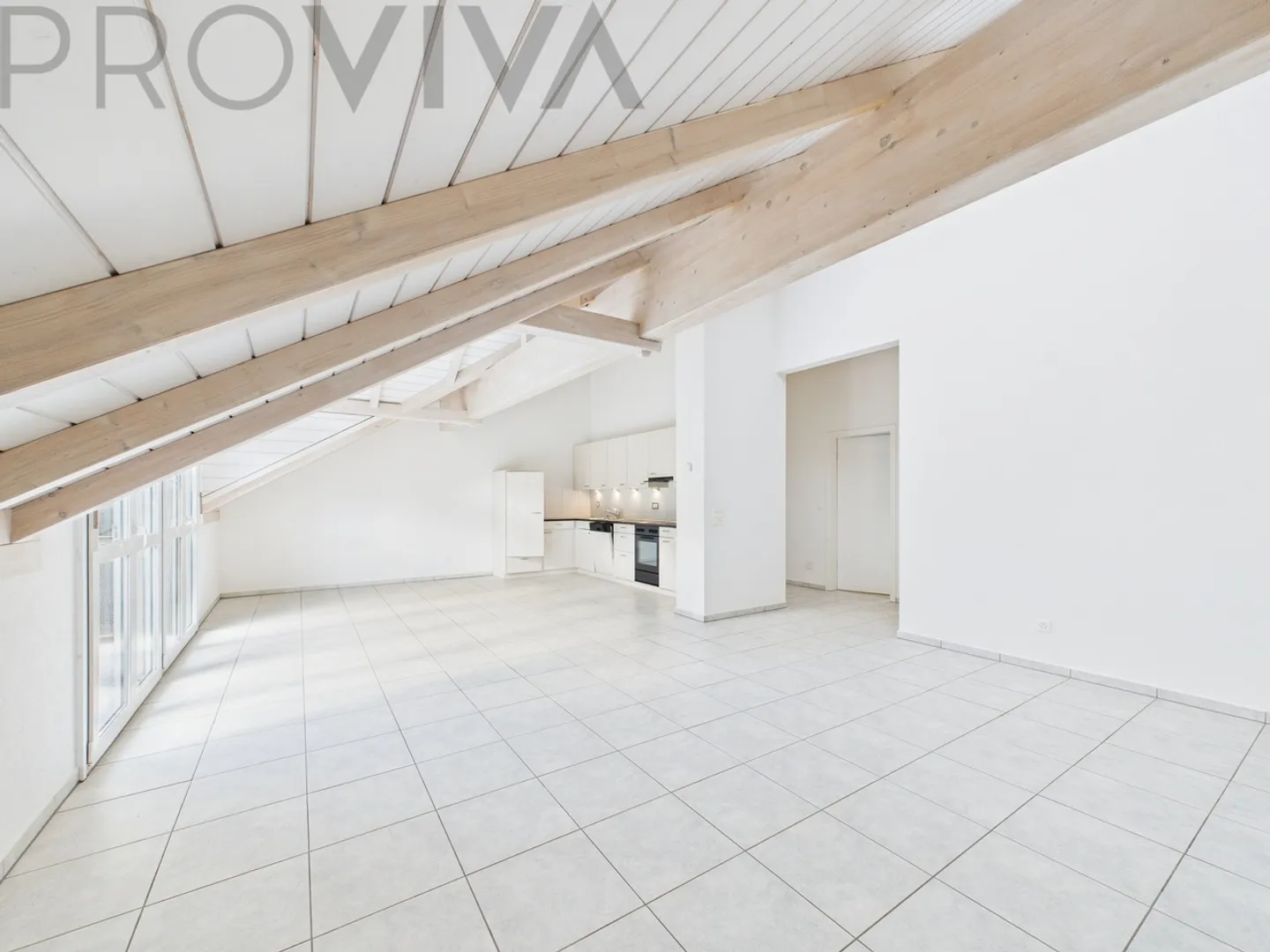 Avec charme et grand balcon - Photo 3 sur 6