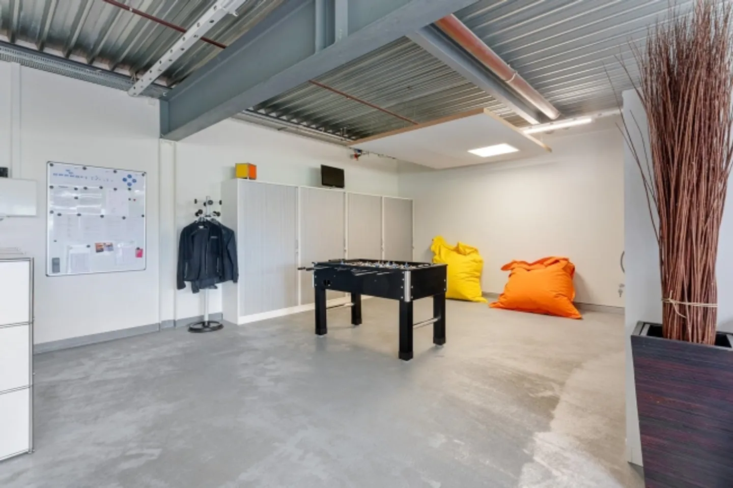 «Grande surface artisanale» - Photo 4 sur 5