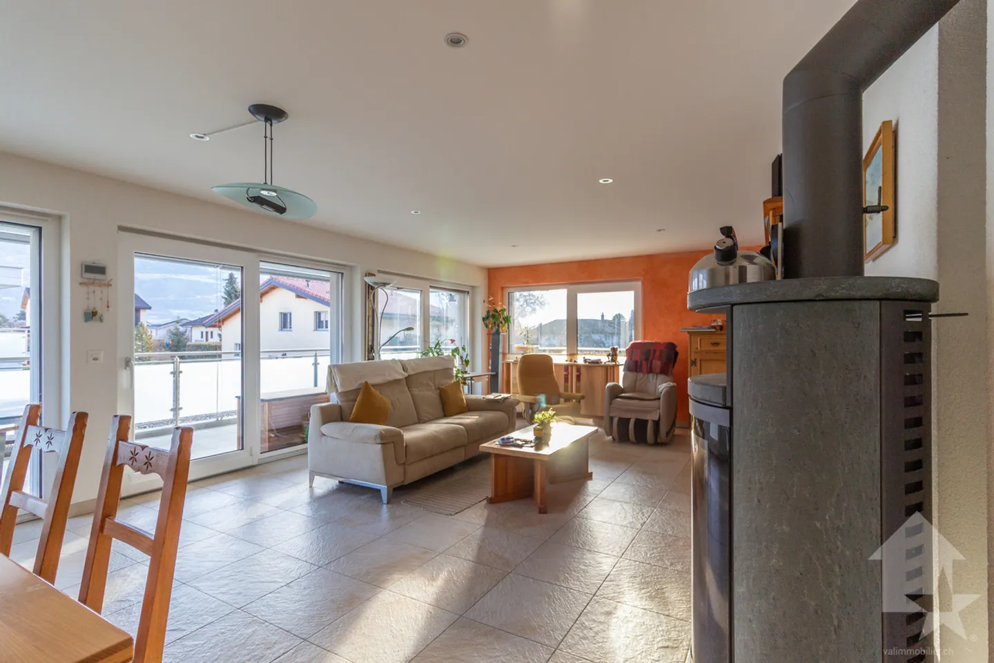 Spacious 4.5-room apartment with covered terrace of 34 m2 - Photo 3 of 20