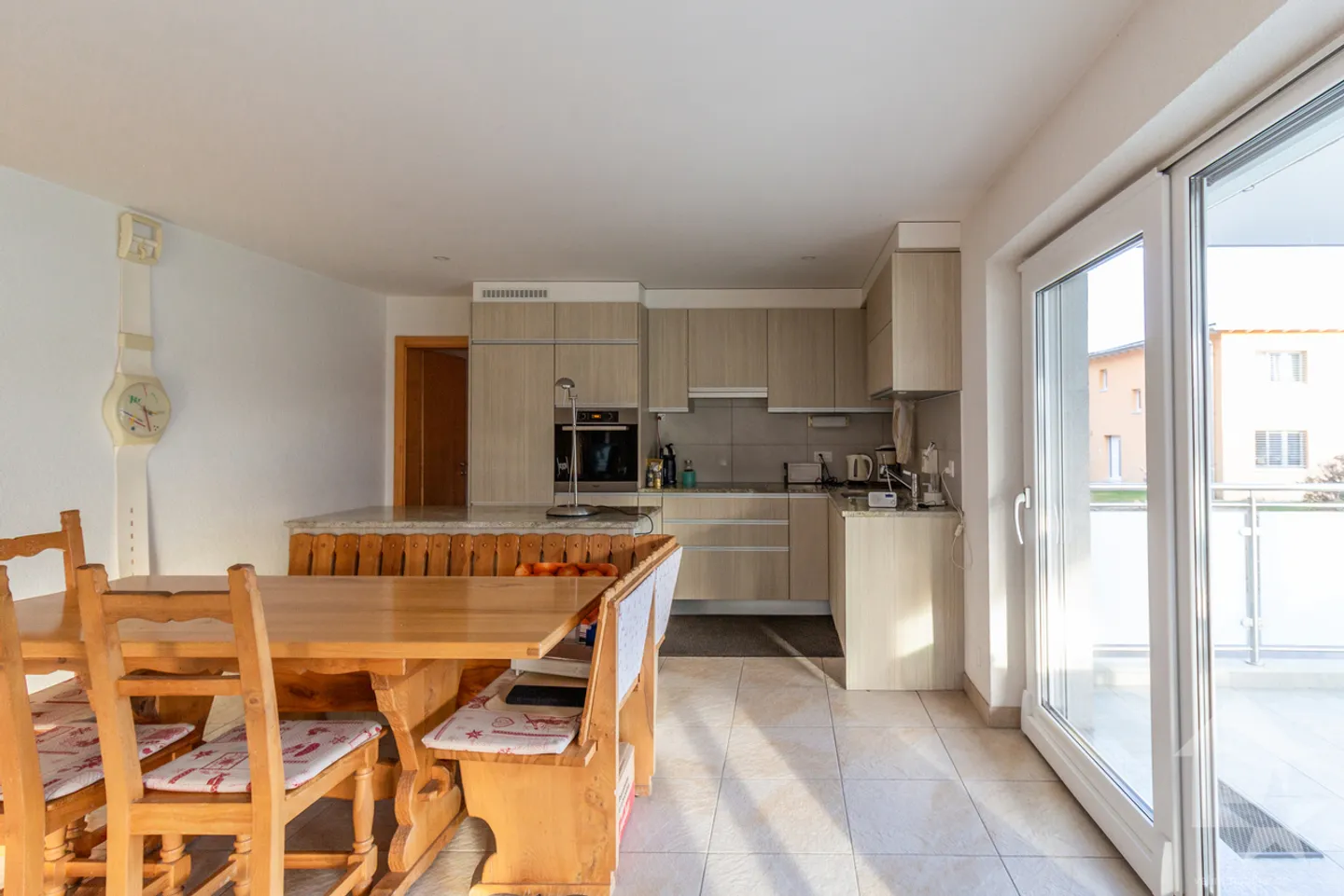 Spacious 4.5-room apartment with covered terrace of 34 m2 - Photo 4 of 20