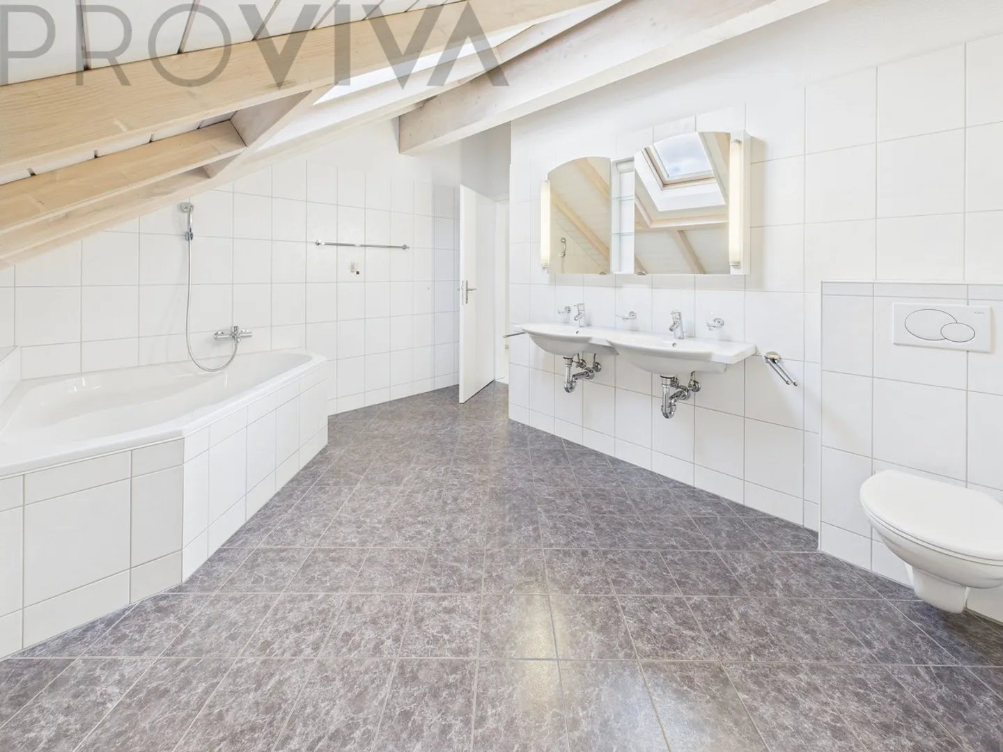 Avec charme et grand balcon - Photo 6 sur 6