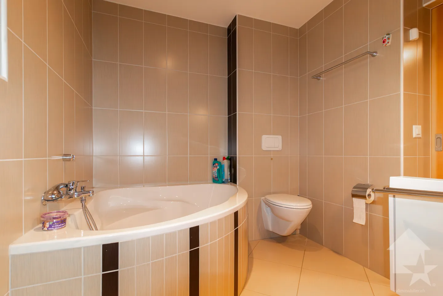 Spacious 4.5-room apartment with covered terrace of 34 m2 - Photo 16 of 20