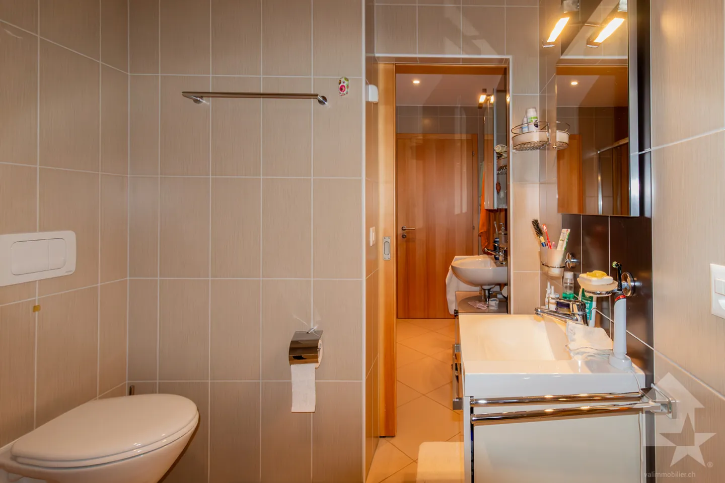 Spacious 4.5-room apartment with covered terrace of 34 m2 - Photo 14 of 20