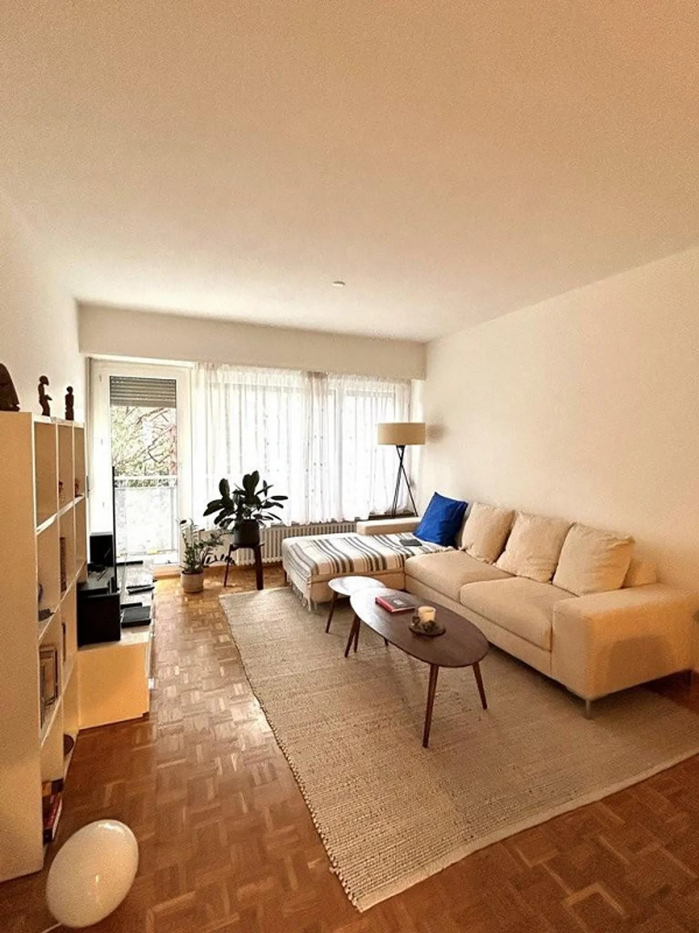 Appartement 3 pièces dans le quartier 7 - Photo 2 sur 8