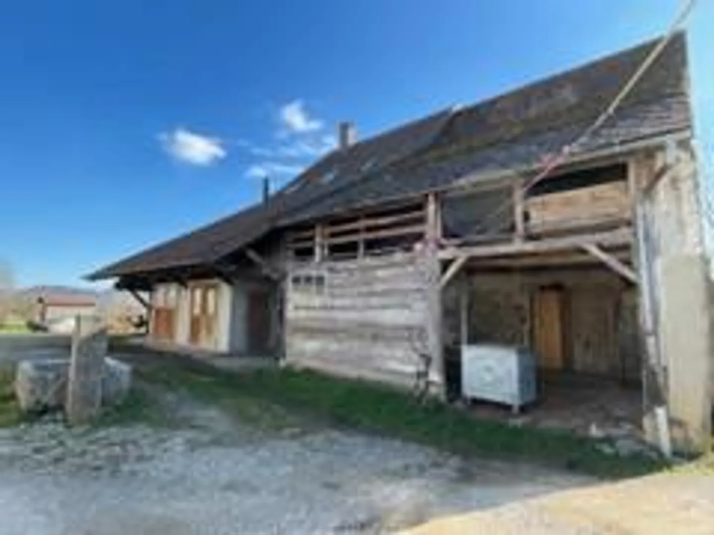 Beautifully located residential and economic building in Lampenberg (BL) - Photo 5 of 17