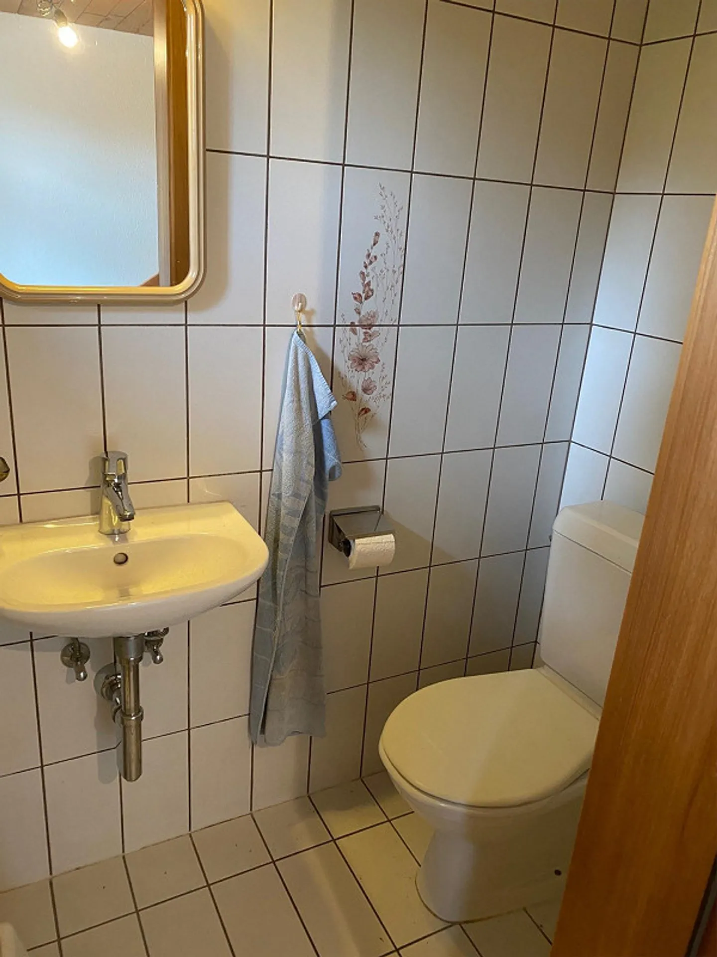 Geräumiges Familienhaus in der Natur - Foto 10 von 14