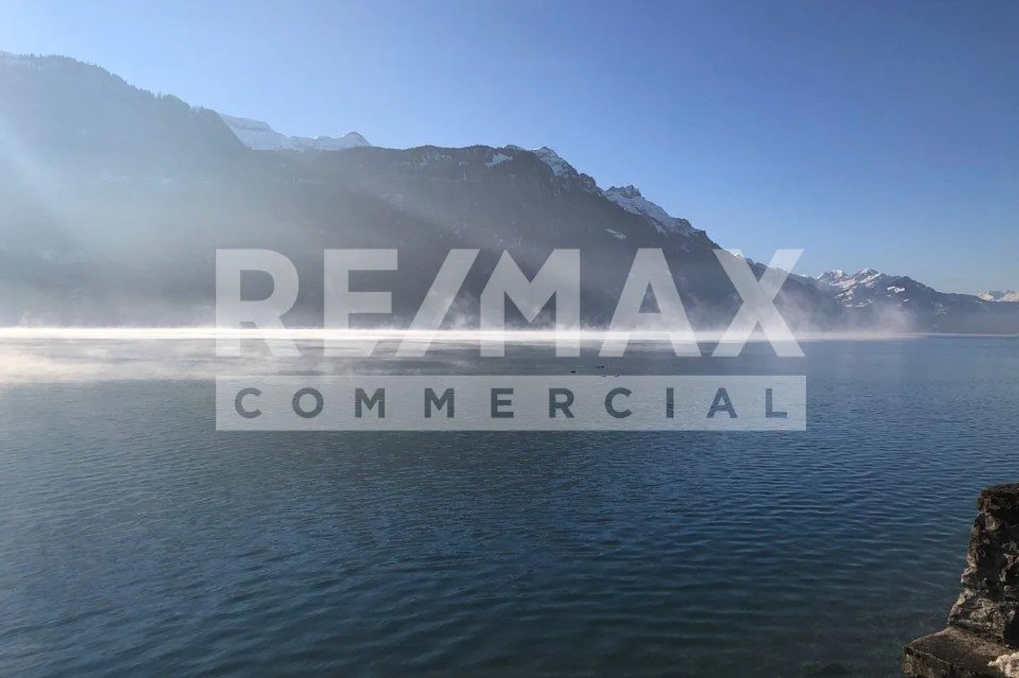 Espace commercial spacieux à vendre dans un emplacement de choix à Brienz - Photo 4 sur 4