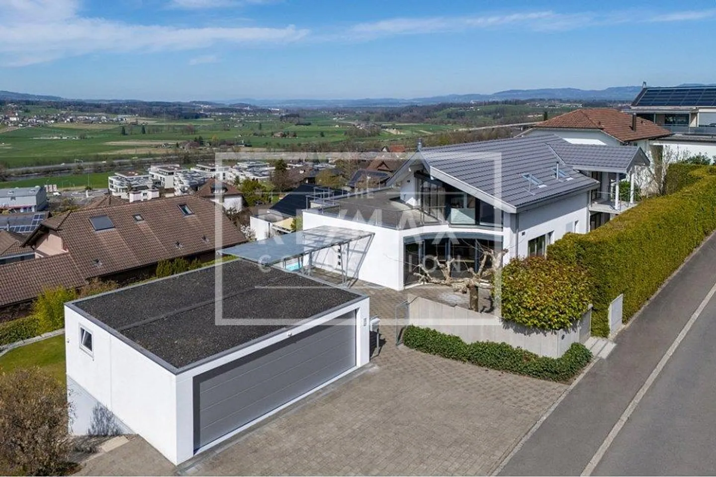 Maison individuelle de 6½ pièces avec vue panoramique - Photo 2 sur 13