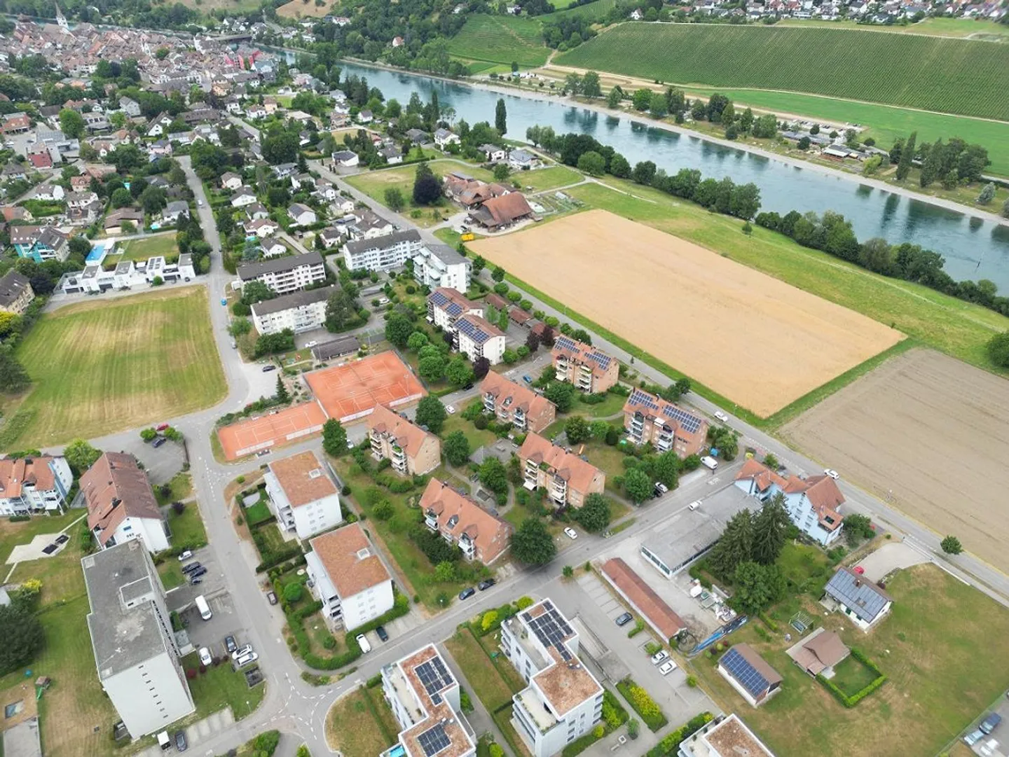 Ampio appartamento di 5,5 stanze vicino al Reno - Foto 12 di 12