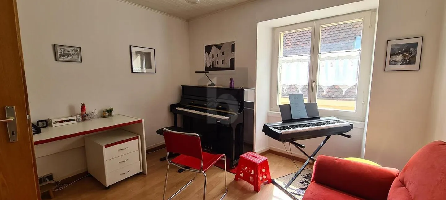 CHARMING APARTMENT - Photo 3 of 6