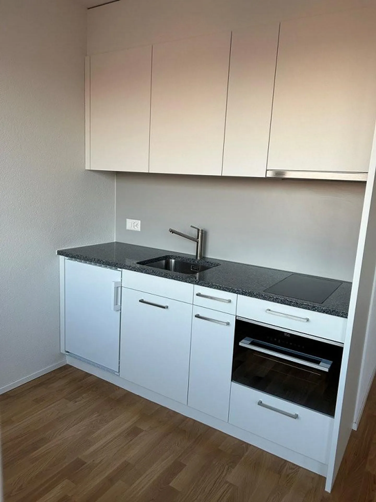 Belle appartement 1,5 pièces avec vue ! - Photo 2 sur 7