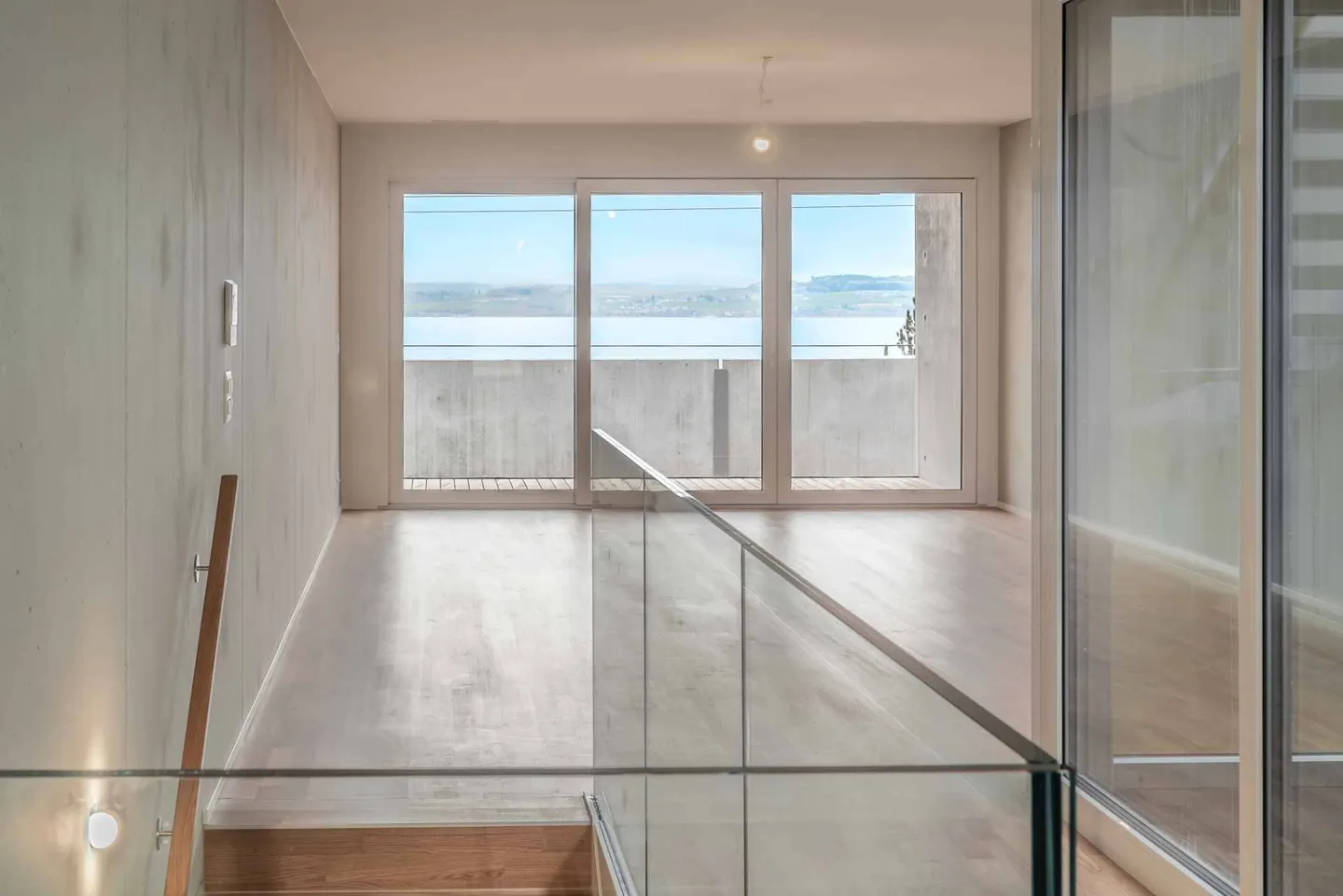 Zeitgemäßer Duplex mit Seeblick - Foto 8 von 13