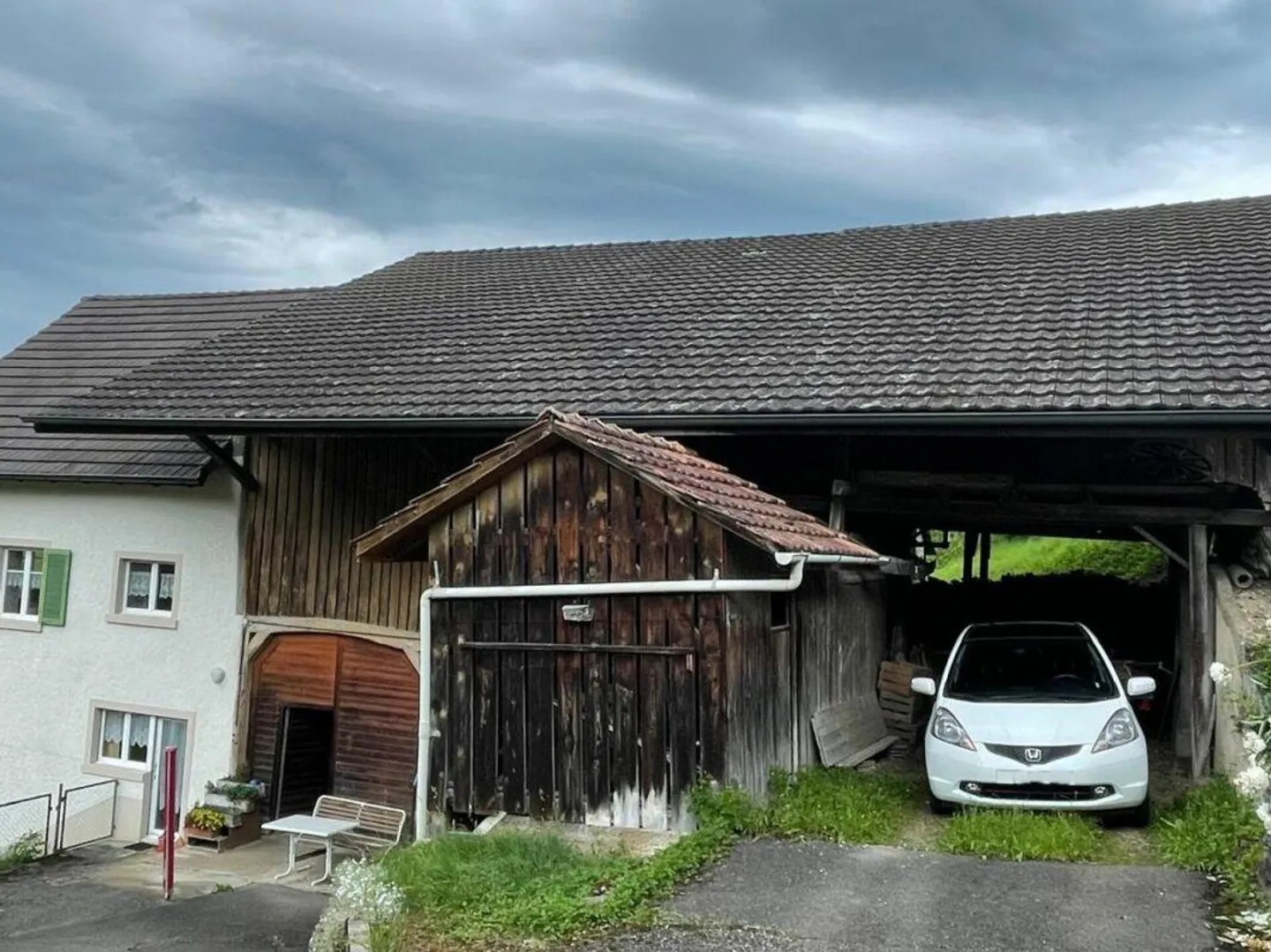 Proprietà spaziosa con 2 unità abitative e potenziale - Foto 12 di 12