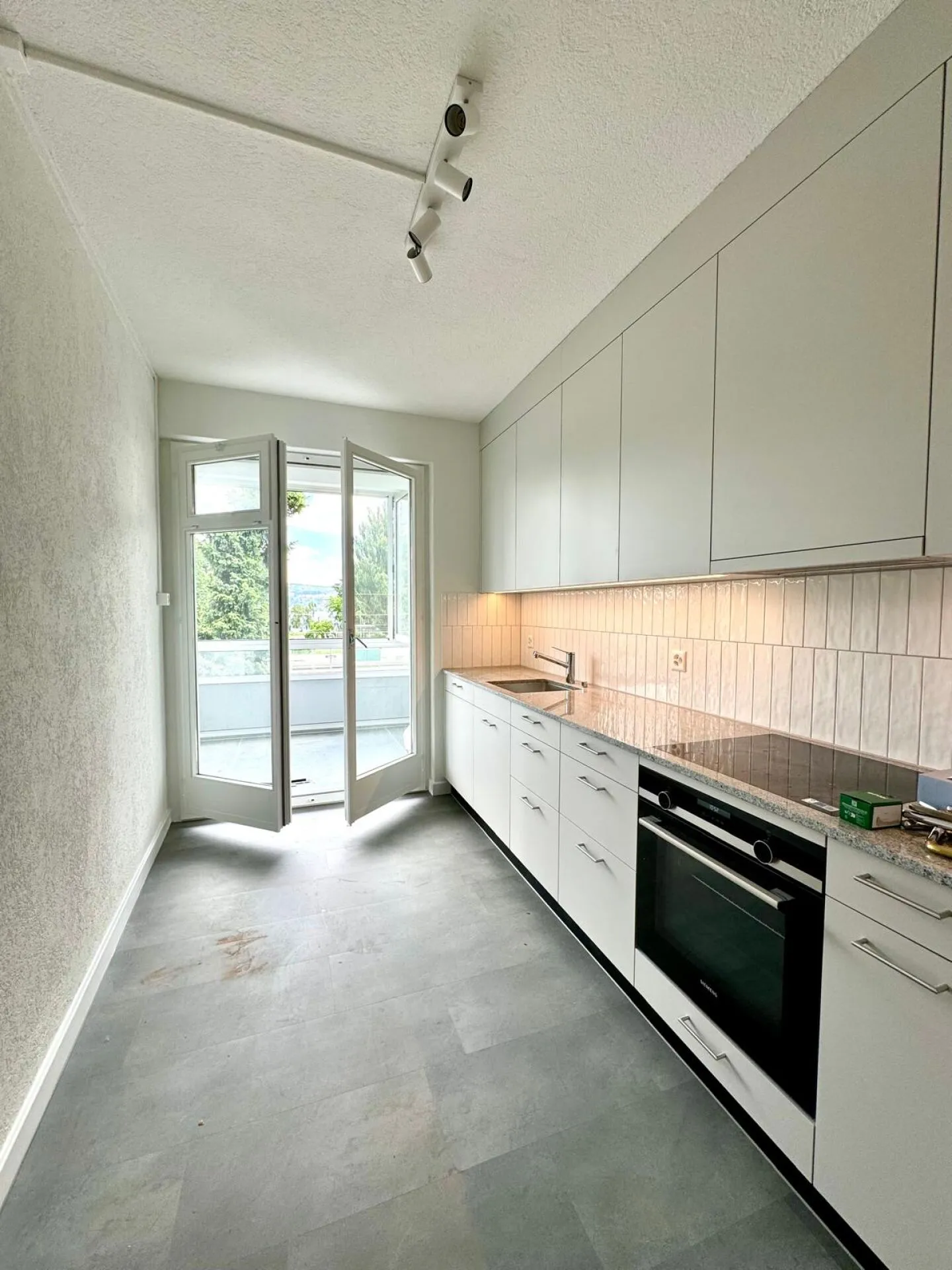 Stylishly renovated old building apartment by the lake - Photo 2 of 10