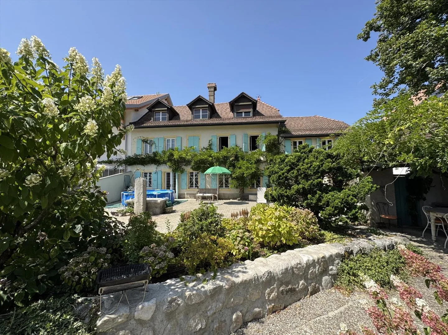 Bella Casa di Villaggio con Giardino - Foto 1 di 13