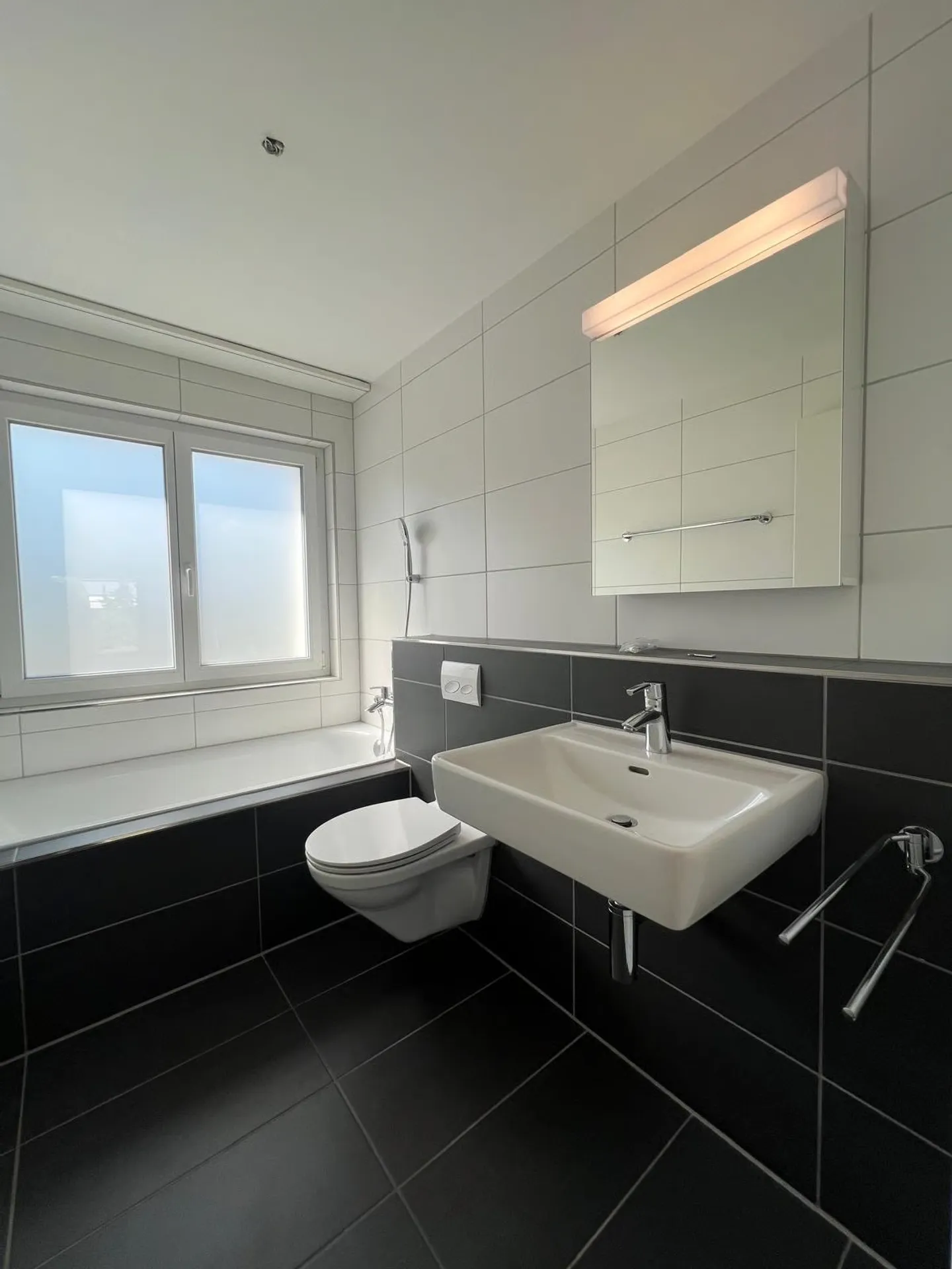 4.5 Room Apartment on the Ground Floor with Terrace - Photo 12 of 15