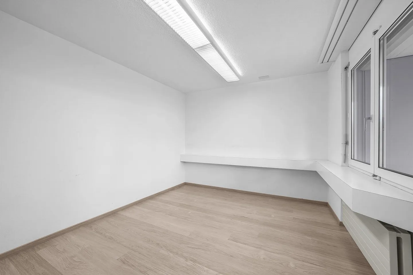 Zentraler Büroraum zu vermieten - Foto 2 von 7