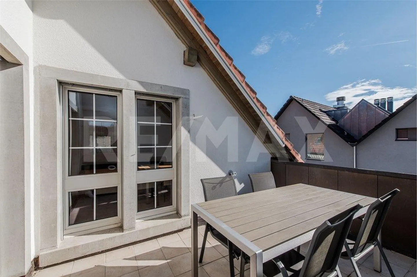 5 ½ ZIMMER ATTIKA-MAISONETTE-WOHNUNG MIT TERRASSE - Foto 9 von 12
