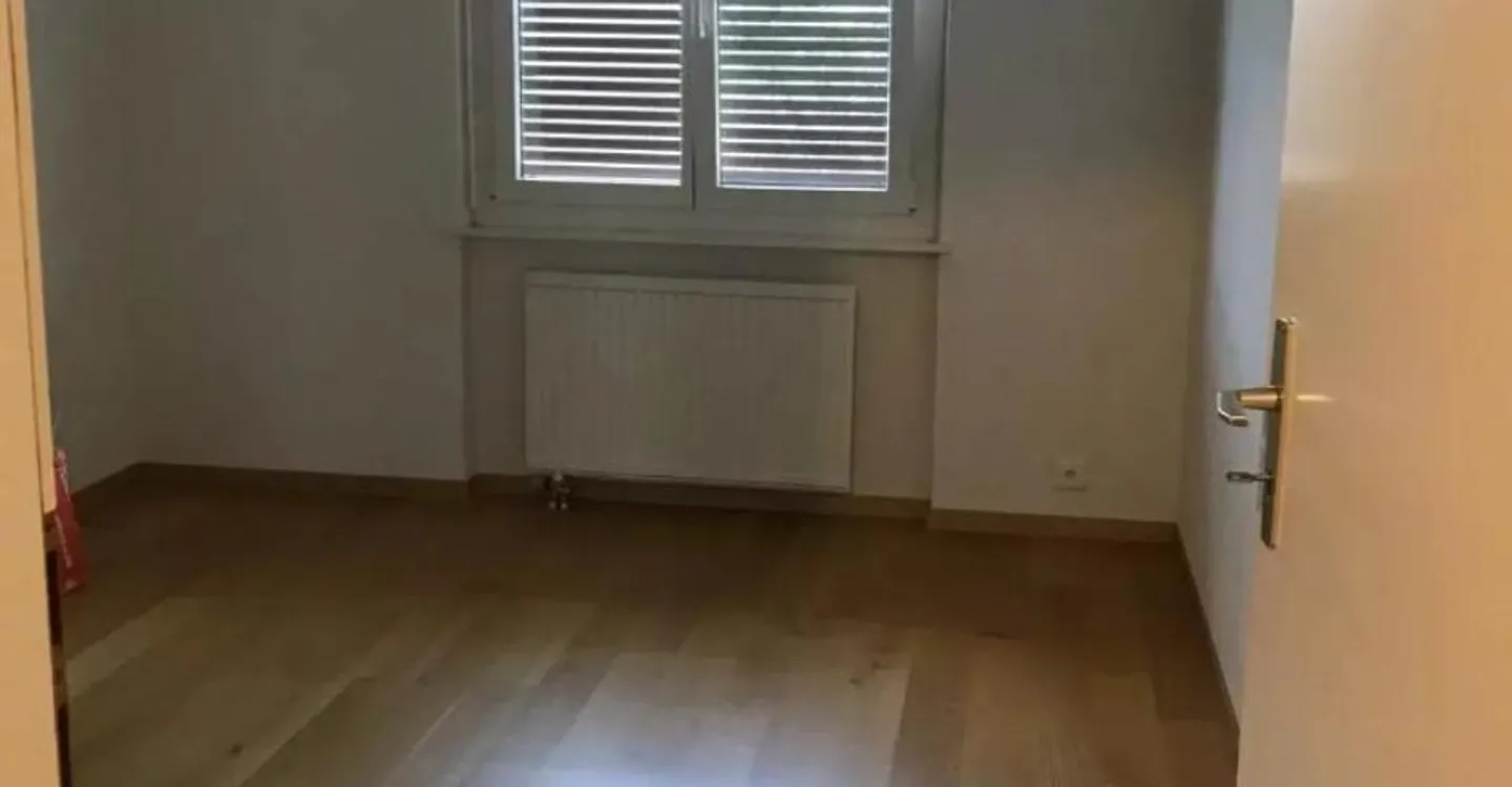 Spacious 3.5-room apartment - Photo 6 of 8