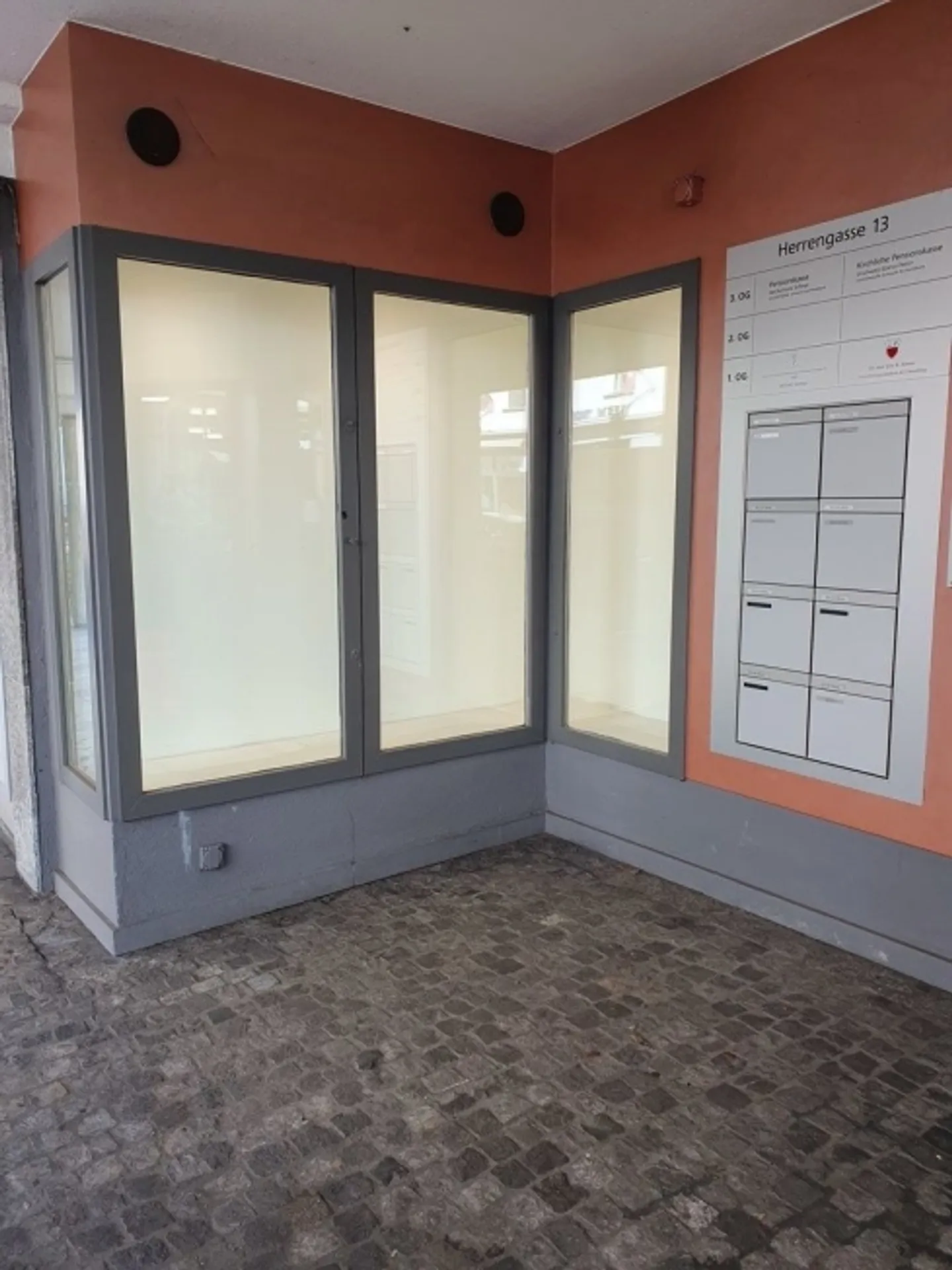 Spazio ufficio in affitto - Foto 2 di 2