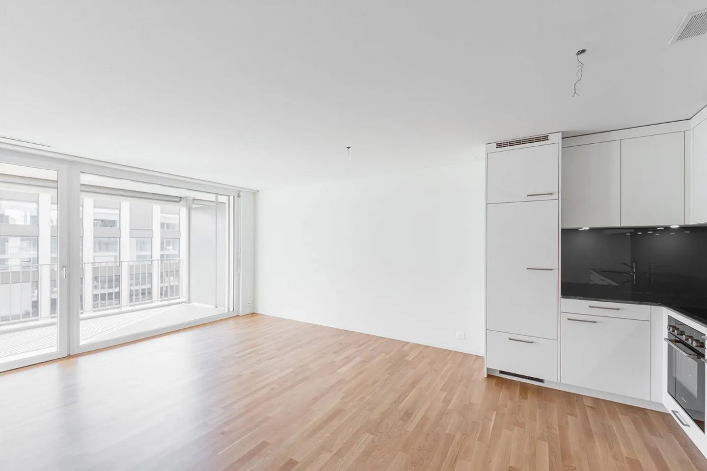 Charmante Wohnung mit Schlossblick - Foto 3 von 6