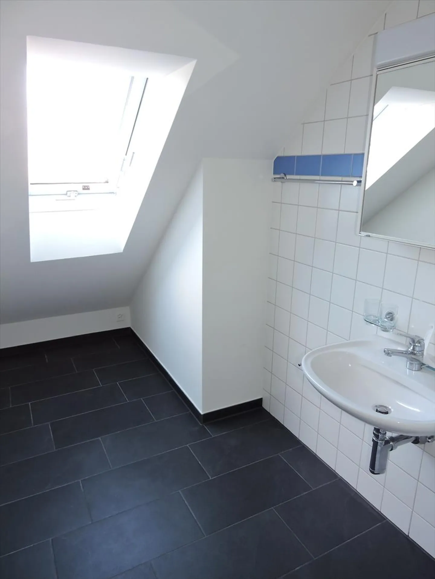 Beautiful penthouse apartment in a top location with terrace - Photo 11 of 12