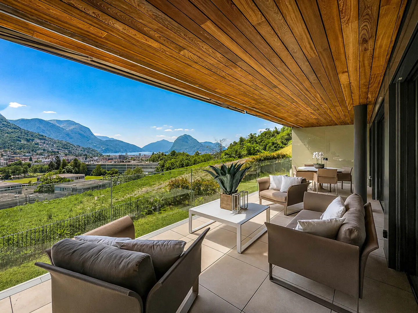 Appartement haut de gamme avec vue sur le lac à Canobbio - Photo 9 sur 11