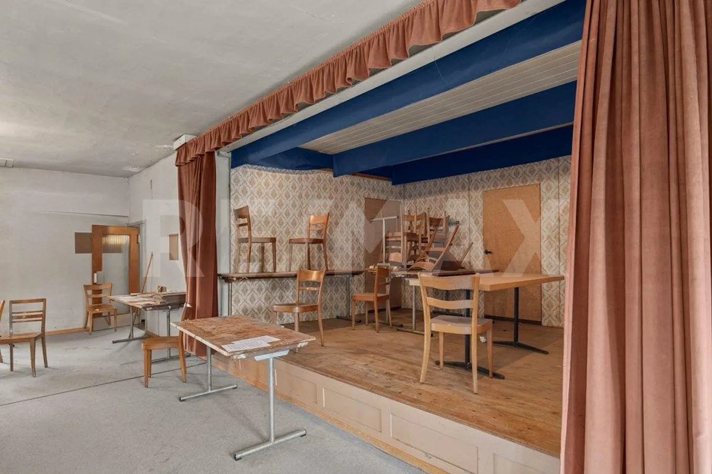 Casa storica con ristorante - Foto 12 di 13