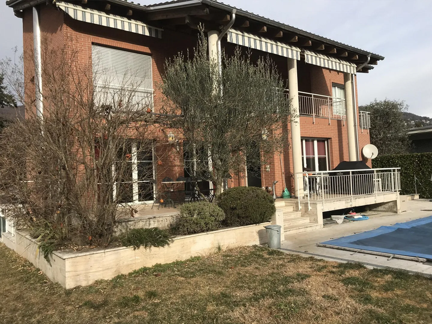 Caslano – Modern villa with swimming pool, garden and independent studio - Photo 30 of 30
