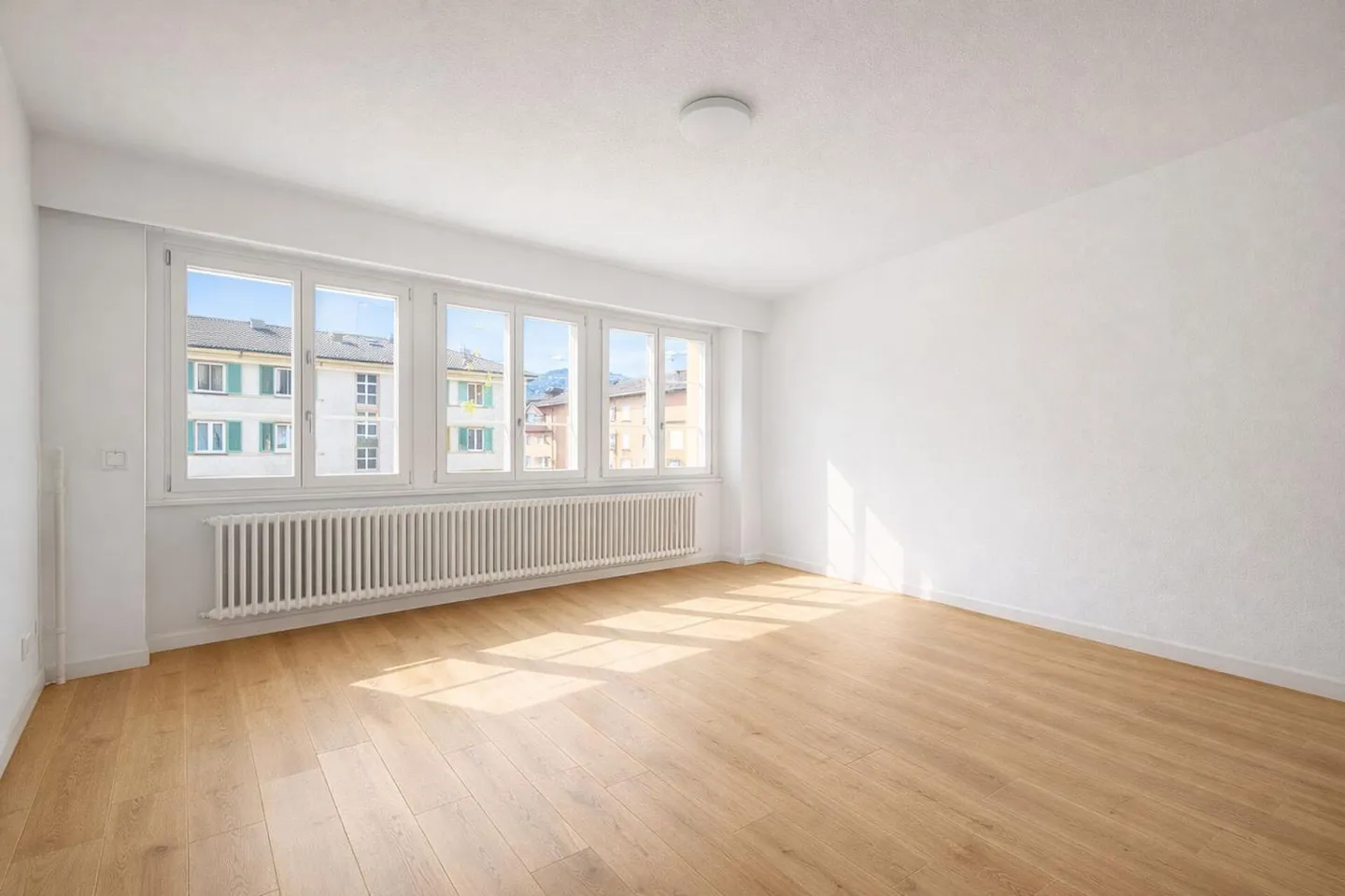 Magnifico appartamento di 6,5 locali ristrutturato a Sion - Foto 9 di 10