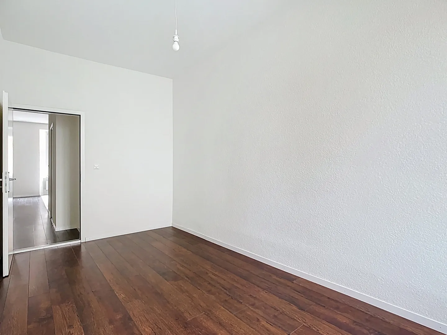 Wohnung mit 5 Zimmern - Foto 8 von 12