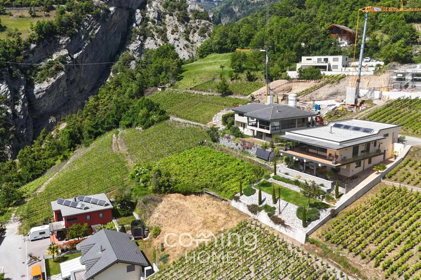 Terreno soleggiato a Leuk con vista mozzafiato - completamente servito - Foto 6 di 10