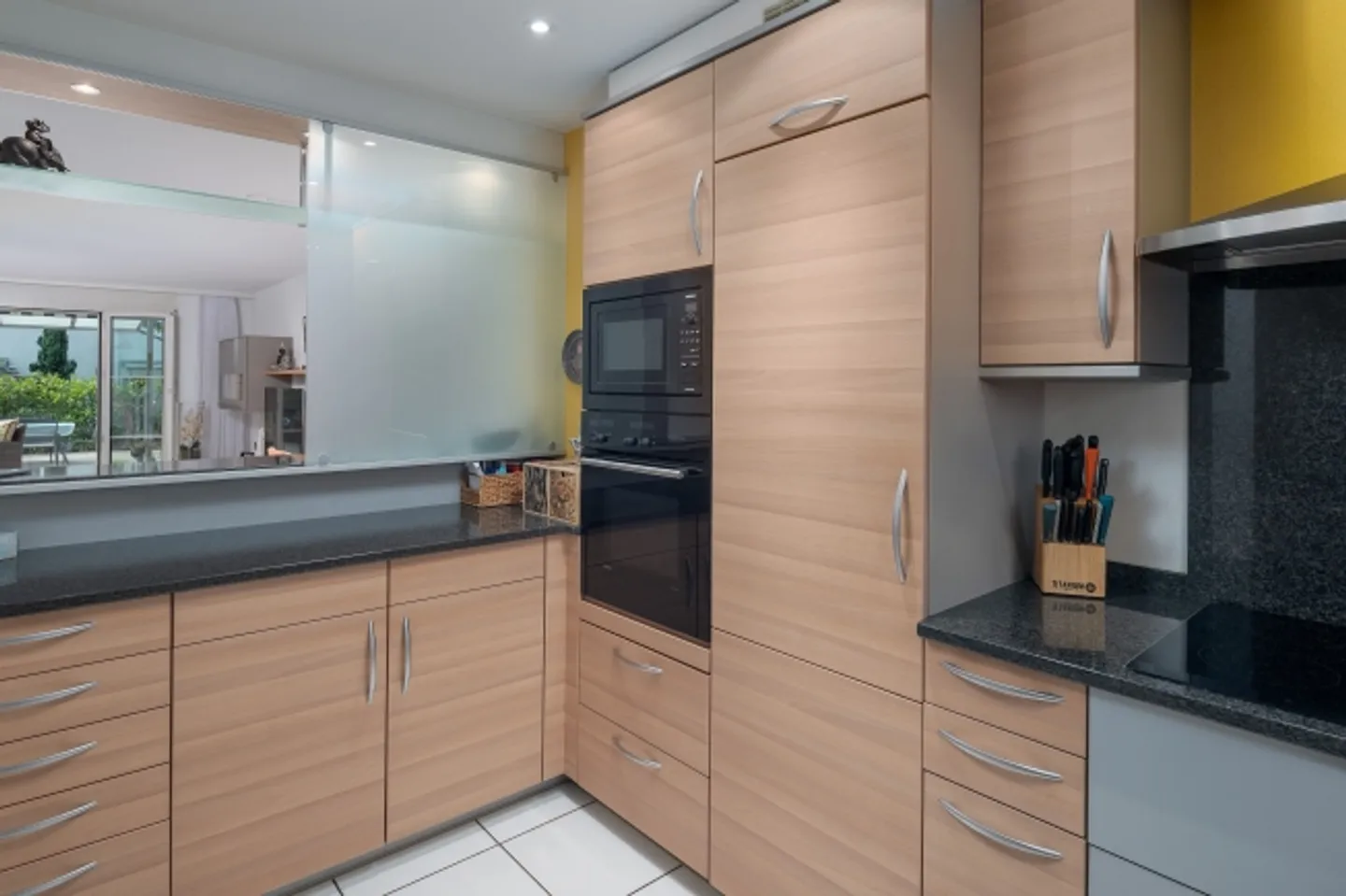 Ampia casa a schiera angolare di 5,5 stanze con giardino e molto spazio per tutta la famiglia - Foto 6 di 13