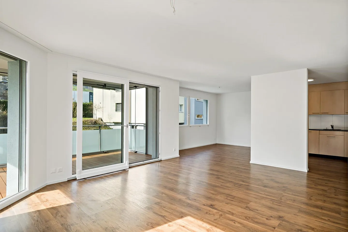 3.5 Room Apartment Near the Lake - Photo 2 of 10